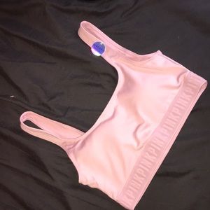 Brand new never worn !!